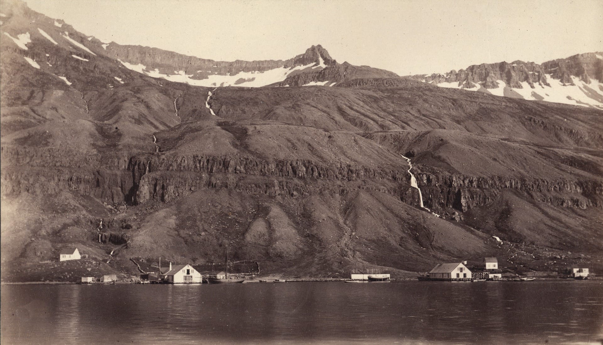Budareyri_Forsaga_Web_000032238